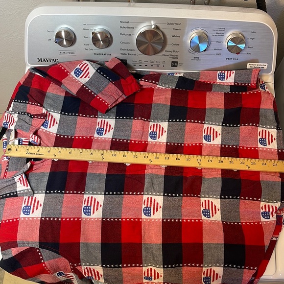 Patriotic Camp Shirt XXL Red Blue Heart Flags Collections Buffalo Plaid Stars - Picture 10 of 10
